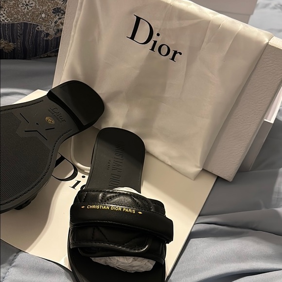 Women Slides - Picture 4 of 5